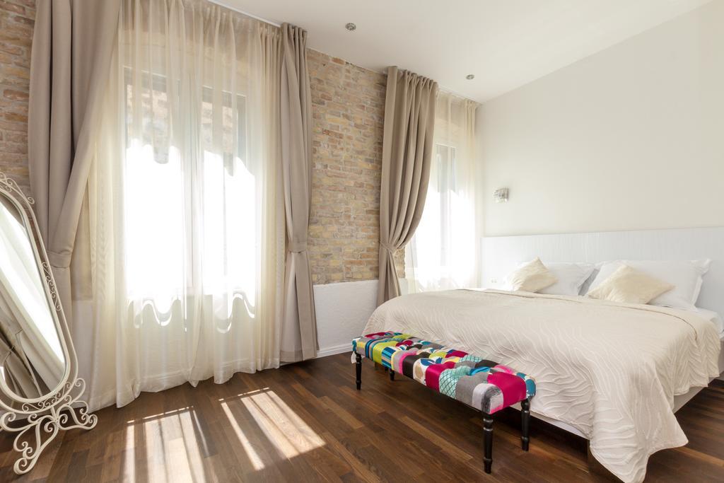 Pellegrini Luxury Rooms สปลิท ภายนอก รูปภาพ