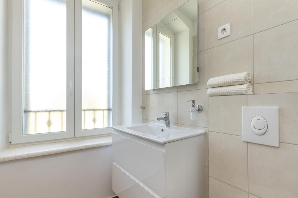 Pellegrini Luxury Rooms สปลิท ภายนอก รูปภาพ
