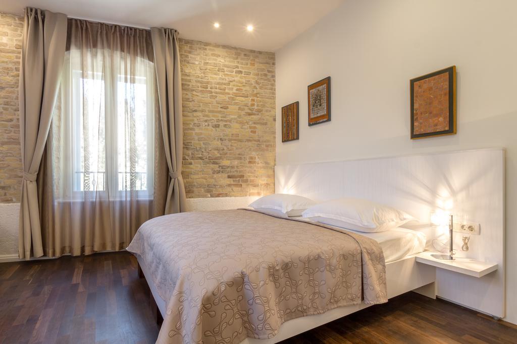 Pellegrini Luxury Rooms สปลิท ภายนอก รูปภาพ