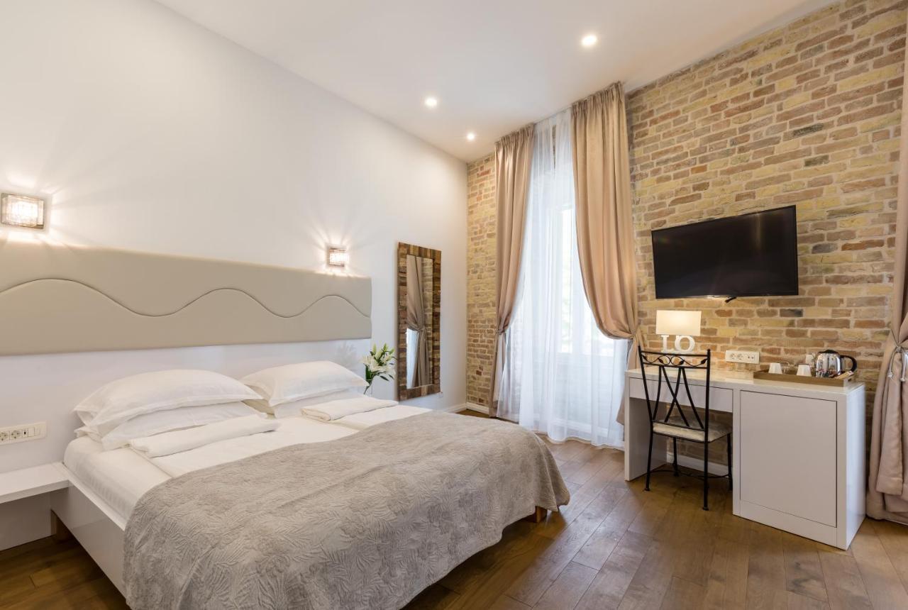 Pellegrini Luxury Rooms สปลิท ภายนอก รูปภาพ