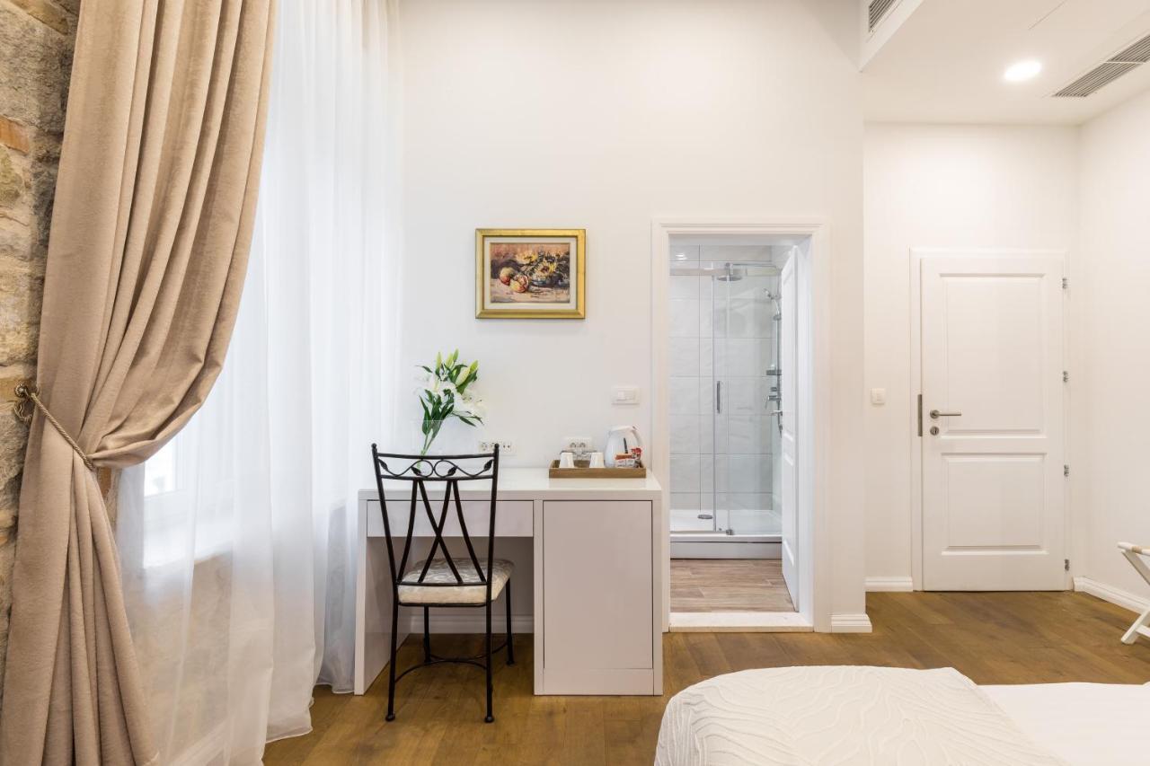 Pellegrini Luxury Rooms สปลิท ภายนอก รูปภาพ
