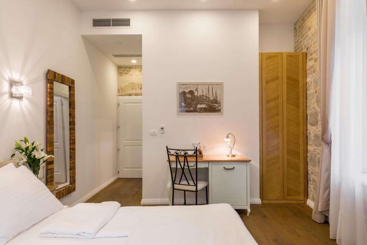Pellegrini Luxury Rooms สปลิท ภายนอก รูปภาพ
